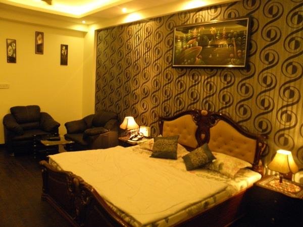 Hotel Mangal Regency