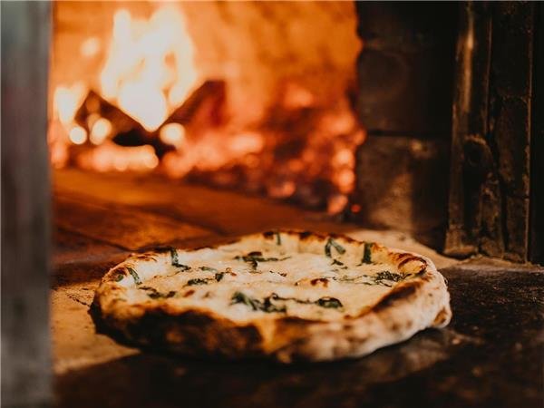 Pizzeria Zonatello<span class='yasr-stars-title-average'><div class='yasr-stars-title yasr-rater-stars'
id='yasr-overall-rating-rater-3d6699a513fd1'
data-rating='3.3'
data-rater-starsize='16'>
</div></span>