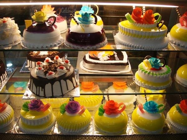 Cakes 365<span class='yasr-stars-title-average'><div class='yasr-stars-title yasr-rater-stars'
id='yasr-overall-rating-rater-643651e196efd'
data-rating='3.3'
data-rater-starsize='16'>
</div></span>