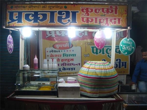 Sarafa – Prakash Kulfi<span class='yasr-stars-title-average'><div class='yasr-stars-title yasr-rater-stars'
id='yasr-overall-rating-rater-6f23b97e741b6'
data-rating='3.3'
data-rater-starsize='16'>
</div></span>