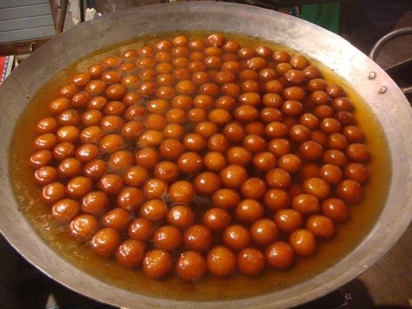 Sarafa – Jalebi Bhandar<span class='yasr-stars-title-average'><div class='yasr-stars-title yasr-rater-stars'
id='yasr-overall-rating-rater-4f6e9bc493091'
data-rating='3.3'
data-rater-starsize='16'>
</div></span>