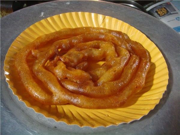 Sarafa – Jai Bhole Jalebi Bhandar<span class='yasr-stars-title-average'><div class='yasr-stars-title yasr-rater-stars'
id='yasr-overall-rating-rater-f382eb960ec19'
data-rating='3.3'
data-rater-starsize='16'>
</div></span>