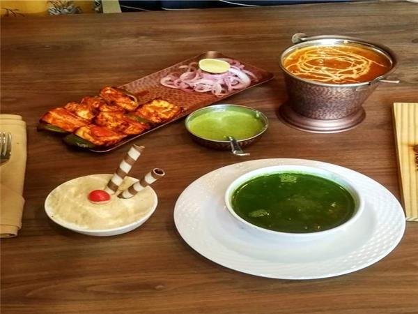 Sigda<span class='yasr-stars-title-average'><div class='yasr-stars-title yasr-rater-stars'
id='yasr-overall-rating-rater-9259db6fdb944'
data-rating='3.3'
data-rater-starsize='16'>
</div></span>