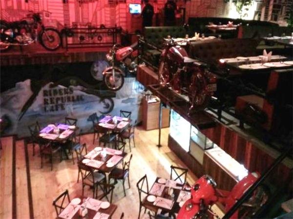 Rider Republic Café<span class='yasr-stars-title-average'><div class='yasr-stars-title yasr-rater-stars'
id='yasr-overall-rating-rater-c1da339596c56'
data-rating='3.3'
data-rater-starsize='16'>
</div></span>