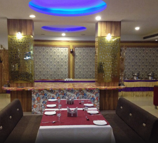 Royal Treat<span class='yasr-stars-title-average'><div class='yasr-stars-title yasr-rater-stars'
id='yasr-overall-rating-rater-5ac612ac53092'
data-rating='3.3'
data-rater-starsize='16'>
</div></span>