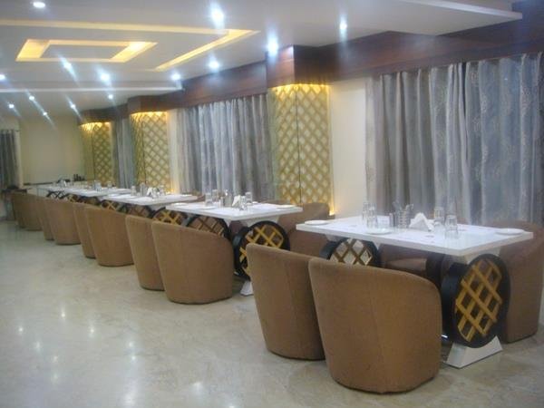 Café Iceberg<span class='yasr-stars-title-average'><div class='yasr-stars-title yasr-rater-stars'
id='yasr-overall-rating-rater-614921a1c3e88'
data-rating='3.3'
data-rater-starsize='16'>
</div></span>