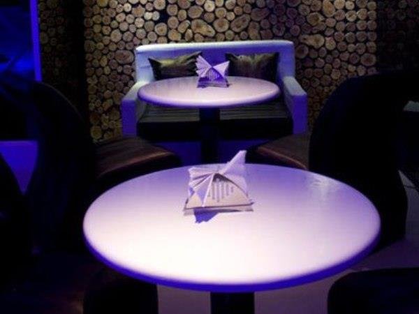 Showoff<span class='yasr-stars-title-average'><div class='yasr-stars-title yasr-rater-stars'
id='yasr-overall-rating-rater-f6cdc54639b11'
data-rating='3.3'
data-rater-starsize='16'>
</div></span>