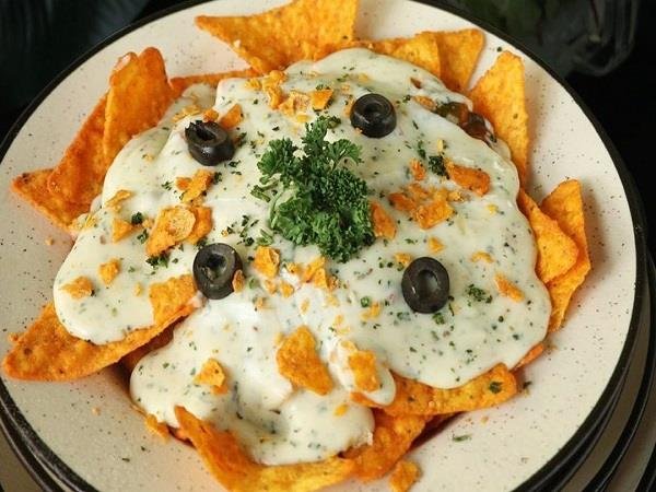 Pizza Don<span class='yasr-stars-title-average'><div class='yasr-stars-title yasr-rater-stars'
id='yasr-overall-rating-rater-9cb83c66c891c'
data-rating='3.3'
data-rater-starsize='16'>
</div></span>