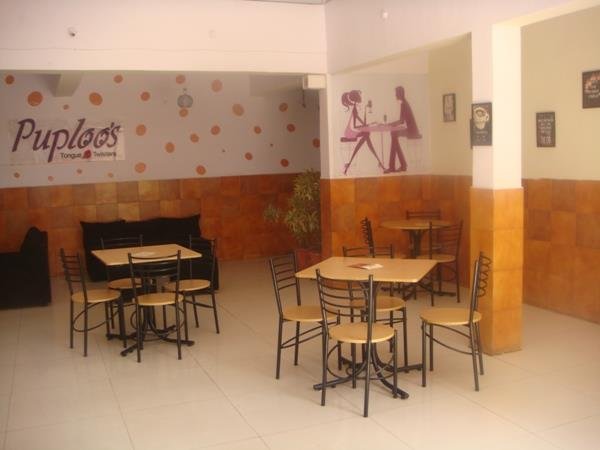Puploo’s Café<span class='yasr-stars-title-average'><div class='yasr-stars-title yasr-rater-stars'
id='yasr-overall-rating-rater-99031835dd5d6'
data-rating='3.3'
data-rater-starsize='16'>
</div></span>