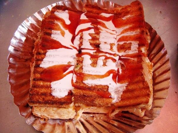 Sarafa – Facebook Sandwich Corner<span class='yasr-stars-title-average'><div class='yasr-stars-title yasr-rater-stars'
id='yasr-overall-rating-rater-99f737e6b1091'
data-rating='3.3'
data-rater-starsize='16'>
</div></span>