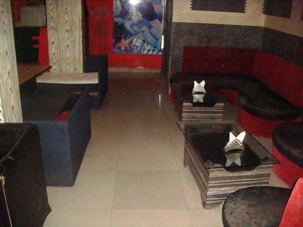 90 Degree<span class='yasr-stars-title-average'><div class='yasr-stars-title yasr-rater-stars'
id='yasr-overall-rating-rater-2c353636199c9'
data-rating='3.3'
data-rater-starsize='16'>
</div></span>