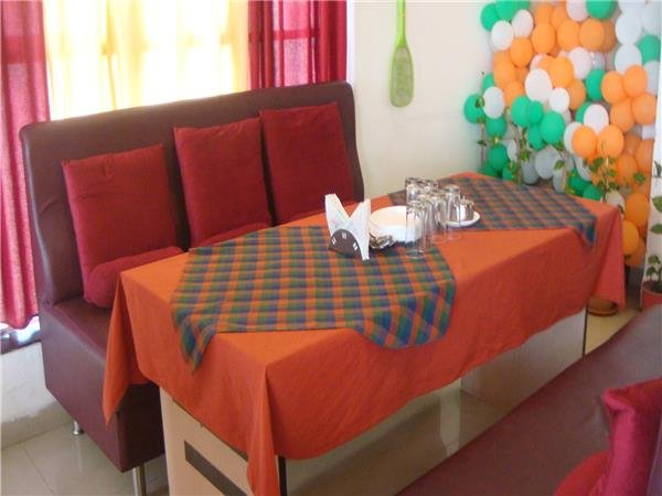 Apple Inn<span class='yasr-stars-title-average'><div class='yasr-stars-title yasr-rater-stars'
id='yasr-overall-rating-rater-0531460879f27'
data-rating='3.3'
data-rater-starsize='16'>
</div></span>