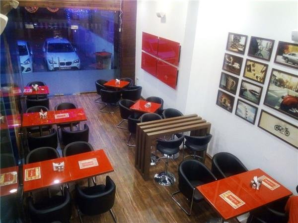 Café Club<span class='yasr-stars-title-average'><div class='yasr-stars-title yasr-rater-stars'
id='yasr-overall-rating-rater-bb14df3986cb6'
data-rating='3.3'
data-rater-starsize='16'>
</div></span>