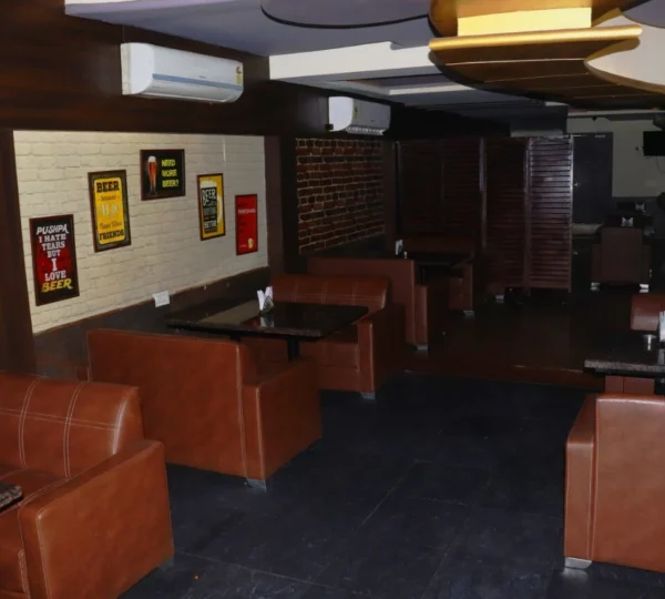 60 ML Bar & Restaurant