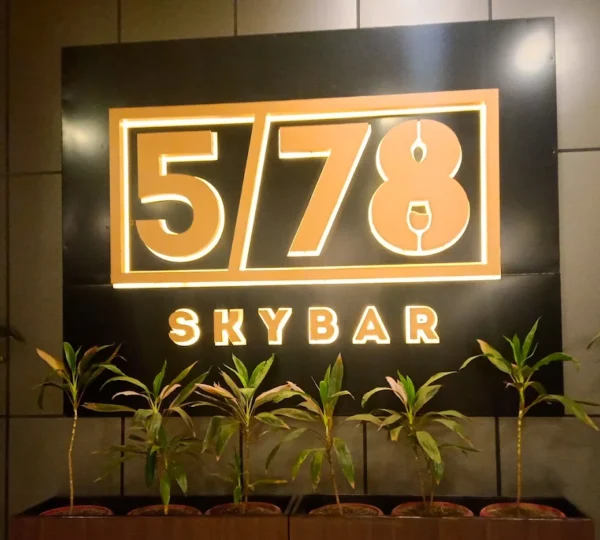 5/78 Skybar<span class='yasr-stars-title-average'><div class='yasr-stars-title yasr-rater-stars'
id='yasr-overall-rating-rater-6f90a9cb3919f'
data-rating='3.3'
data-rater-starsize='16'>
</div></span>
